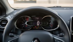 découvrez la signification des voyants sur votre clio 4 et apprenez comment réagir efficacement pour assurer votre sécurité et le bon entretien de votre véhicule.